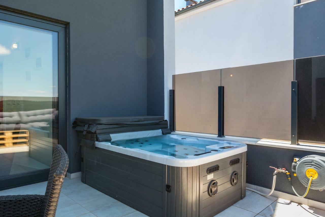 Seaside Villa & Spa Liznjan Exterior photo