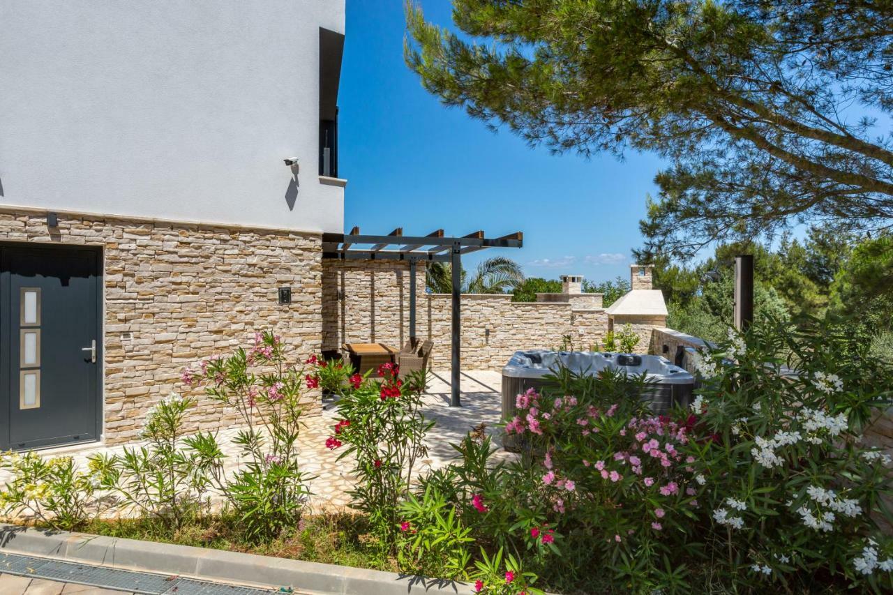 Seaside Villa & Spa Liznjan Exterior photo